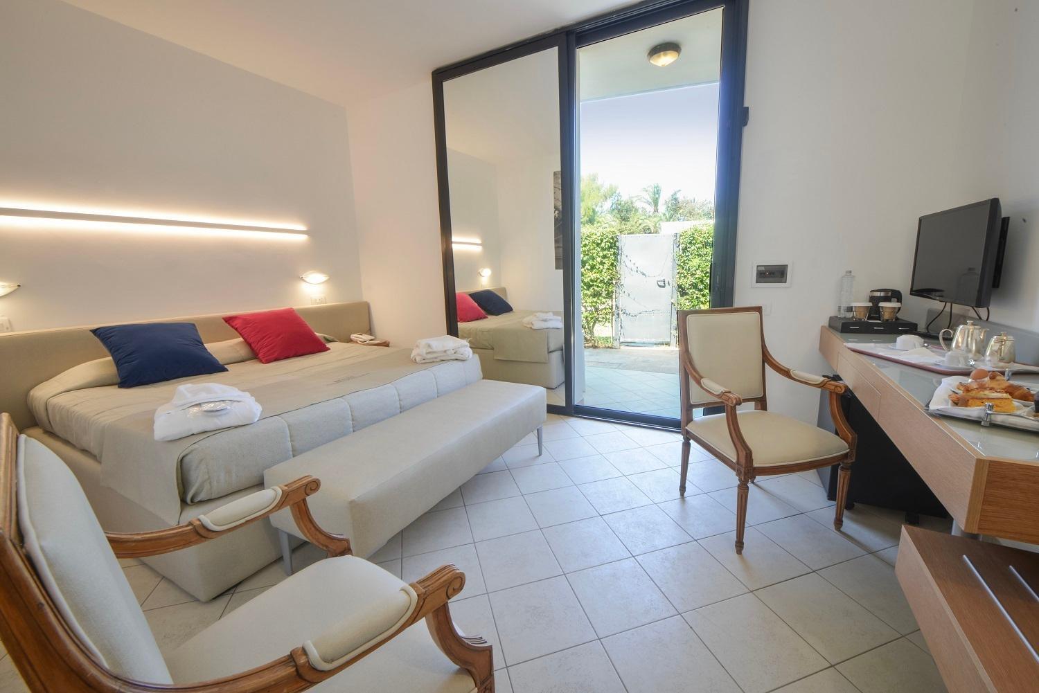 Grand Hotel Masseria Santa Lucia Ostuni Exterior photo