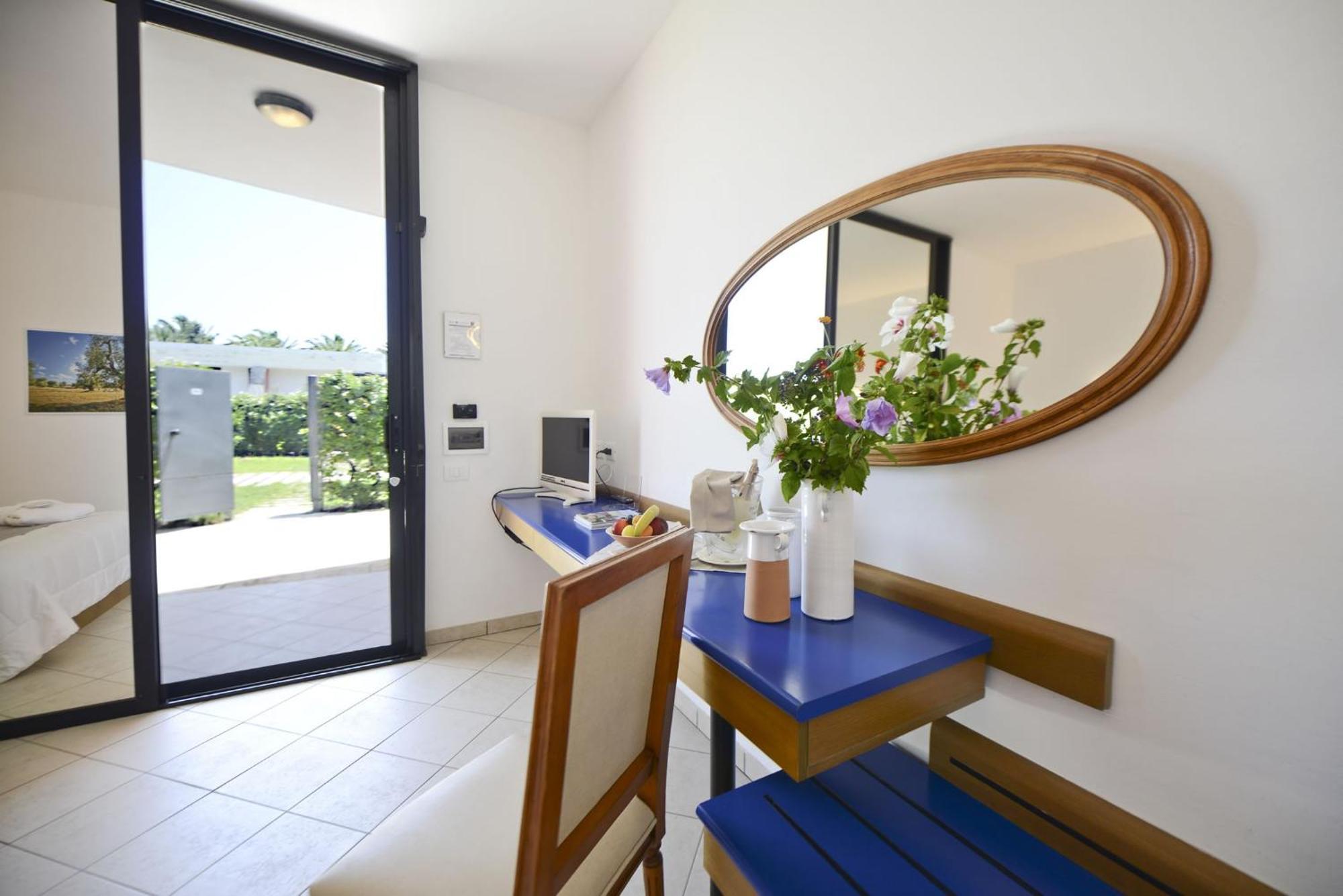 Grand Hotel Masseria Santa Lucia Ostuni Exterior photo